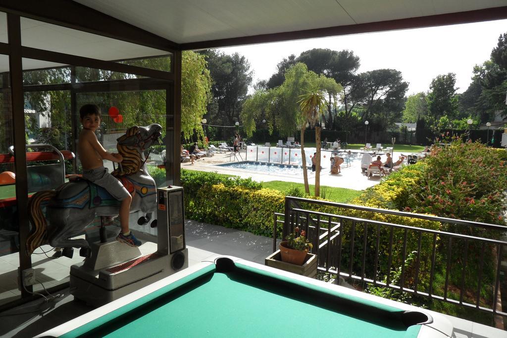 Aparthotel Las Mariposas Lloret de Mar Ngoại thất bức ảnh
